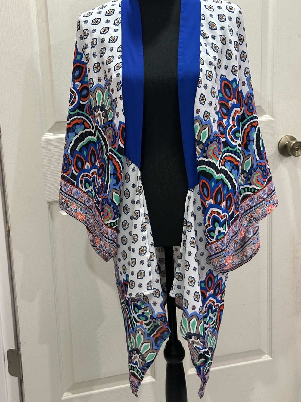 Cato White Kimono Top with Blue Floral Medallions